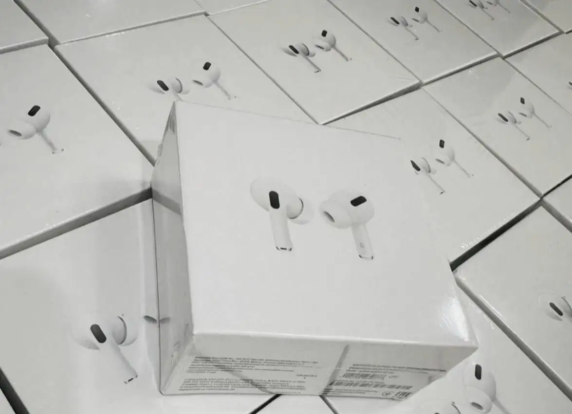 AirPods Pro новые в заводской пленке - Аудиотехника (Электроника) в Чебоксары