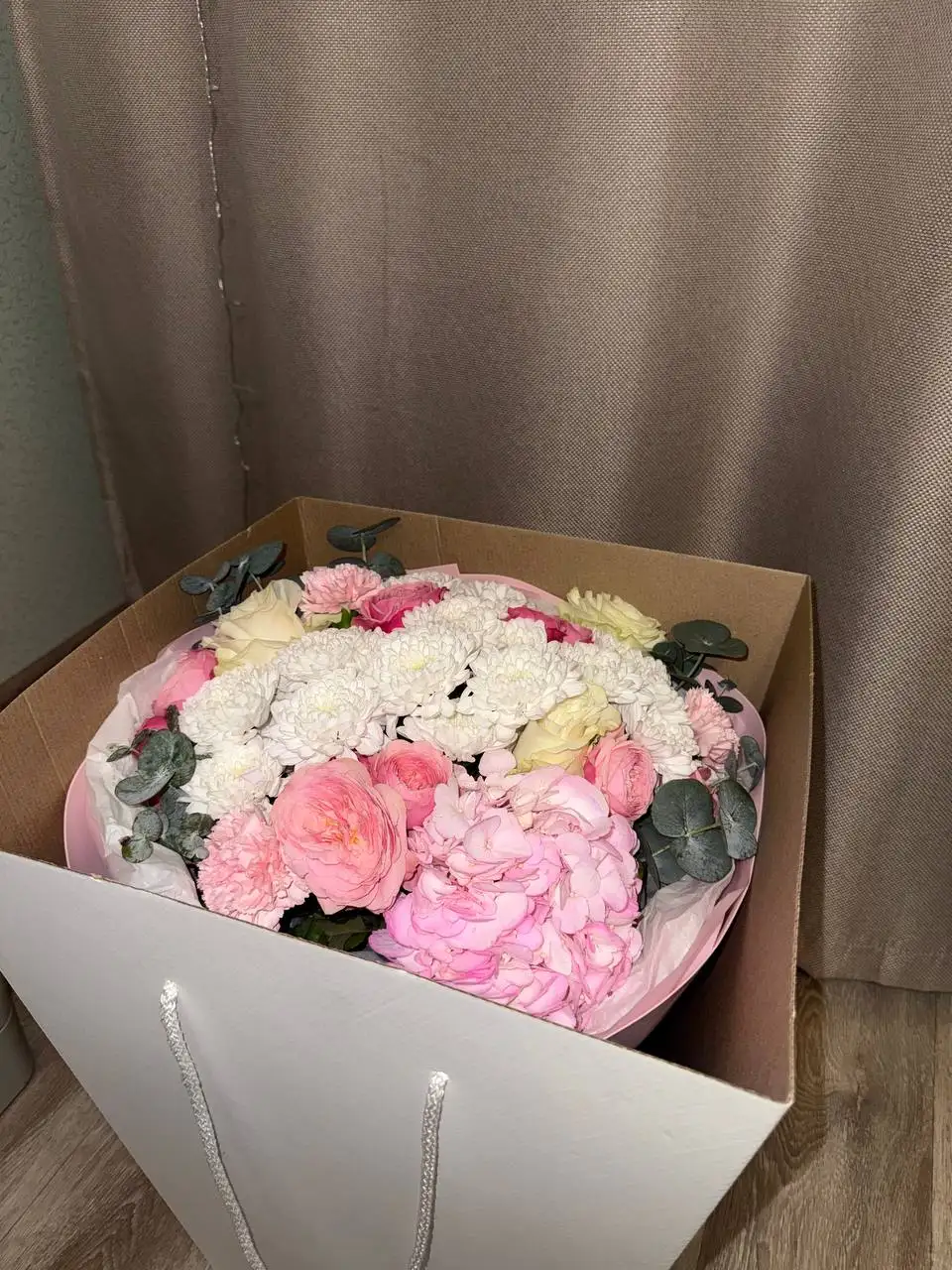 Продажа огромного шикарного букета - Цветы (Барахолка) в Чебоксары