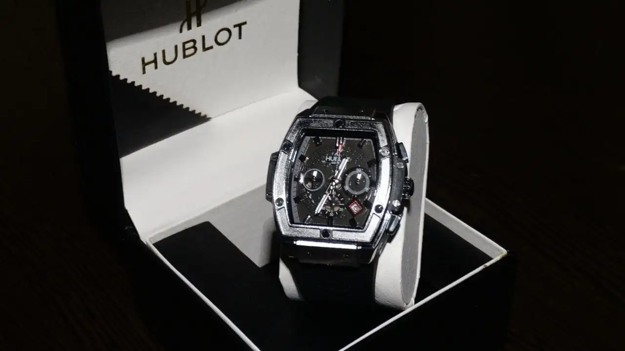 Часы Hublot Spirit of Big Bang в заводской пленке - Часы (Барахолка) в Чебоксары
