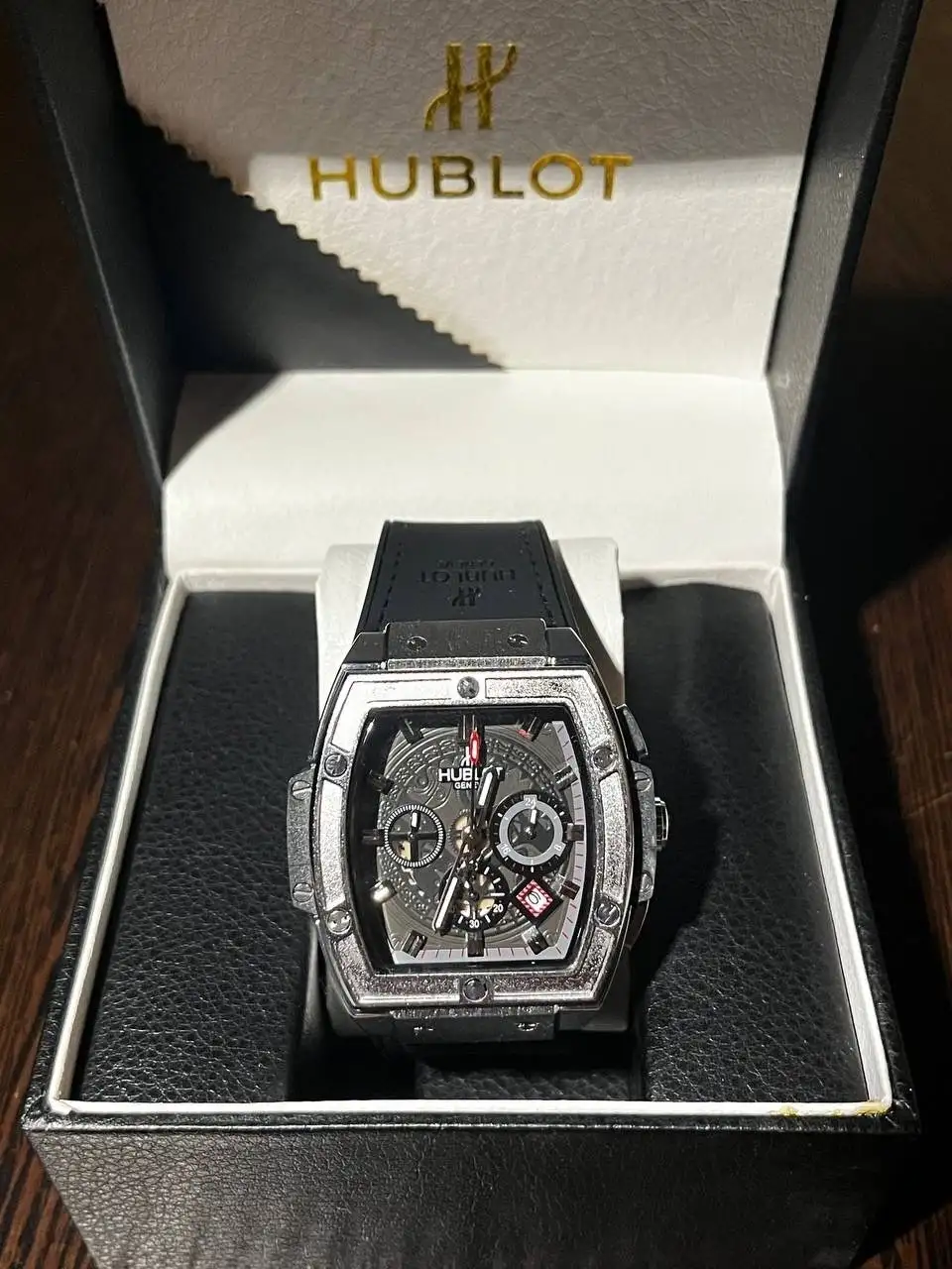Часы Hublot Spirit of Big Bang в заводской пленке - Часы (Барахолка) в Чебоксары