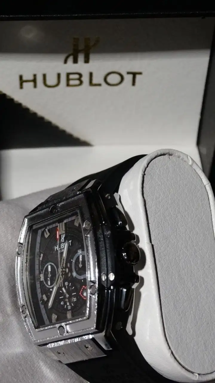 Часы Hublot Spirit of Big Bang в заводской пленке - Часы (Барахолка) в Чебоксары