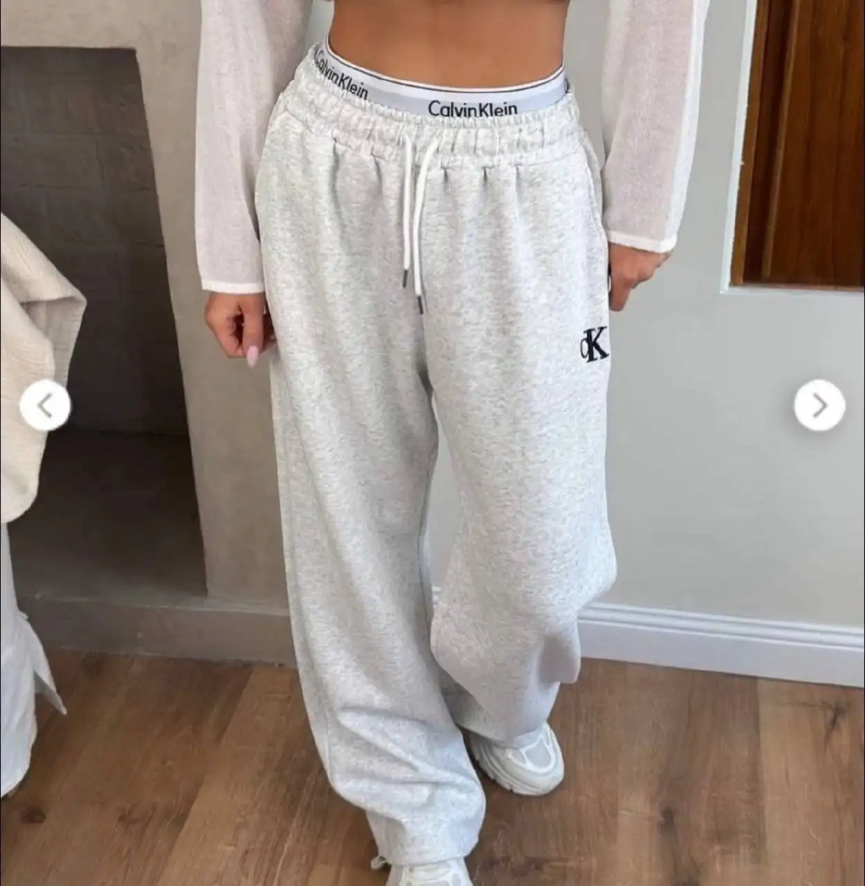 Продажа одежды: костюмы, штаны, лосины клеш - Верхняя одежда и аксессуары (Одежда) в Чебоксары