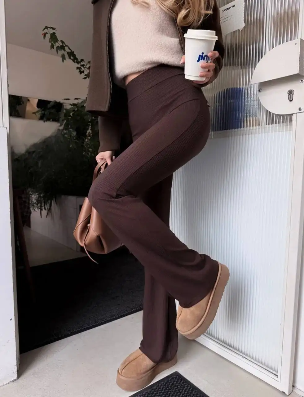 Продажа одежды: костюмы, футболки, носки, лосины - Повседневная одежда (Одежда) в Чебоксары