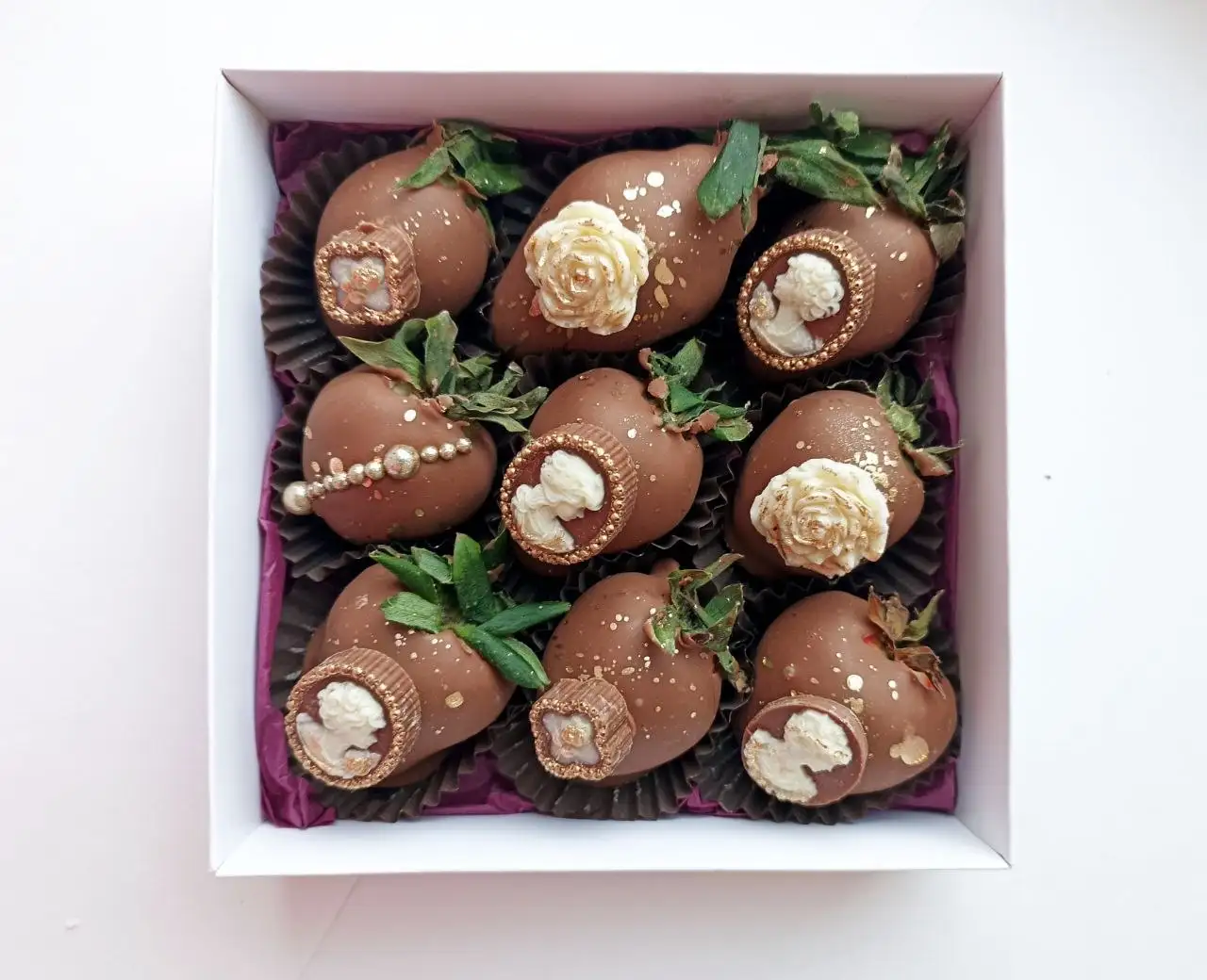 Клубника в шоколаде: уютная классика, белый шоколад и авторские работы - Продукты питания (Барахолка) в Чебоксары