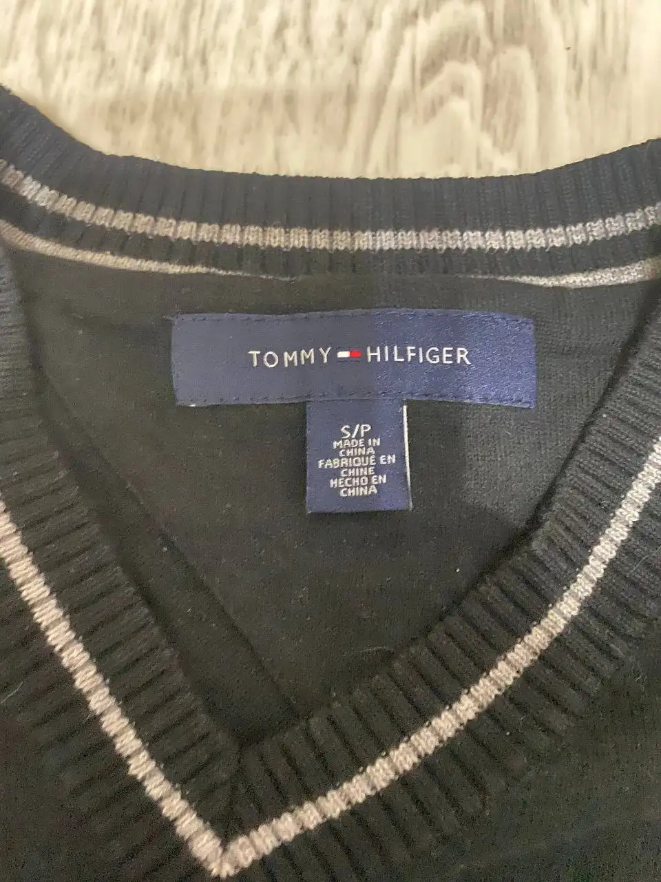 Жилет Tommy Hilfiger и кардиган Fred Perry - Одежда в Чебоксары