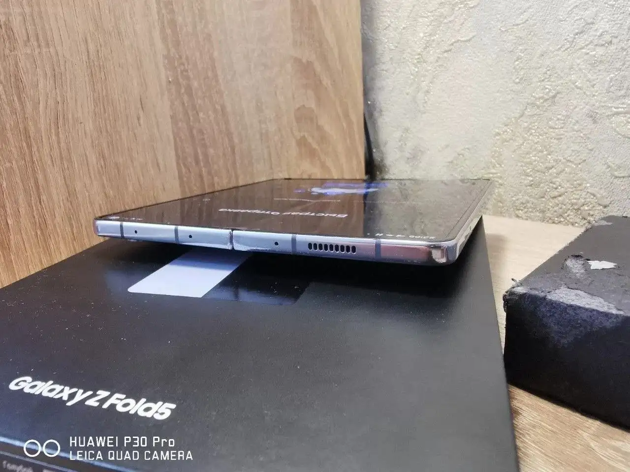 Продам Samsung Galaxy Z Fold 5 с дефектами экрана - Смартфоны (Электроника) в Чебоксары