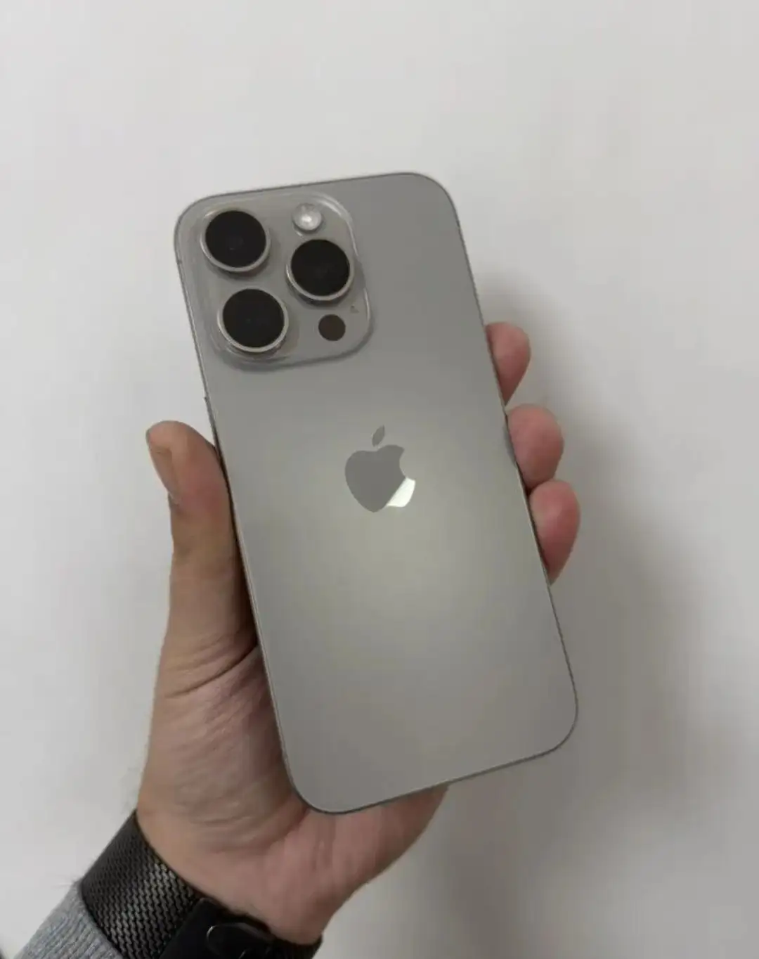 iPhone 15 Pro 256GB - Смартфоны (Электроника) в Чебоксары