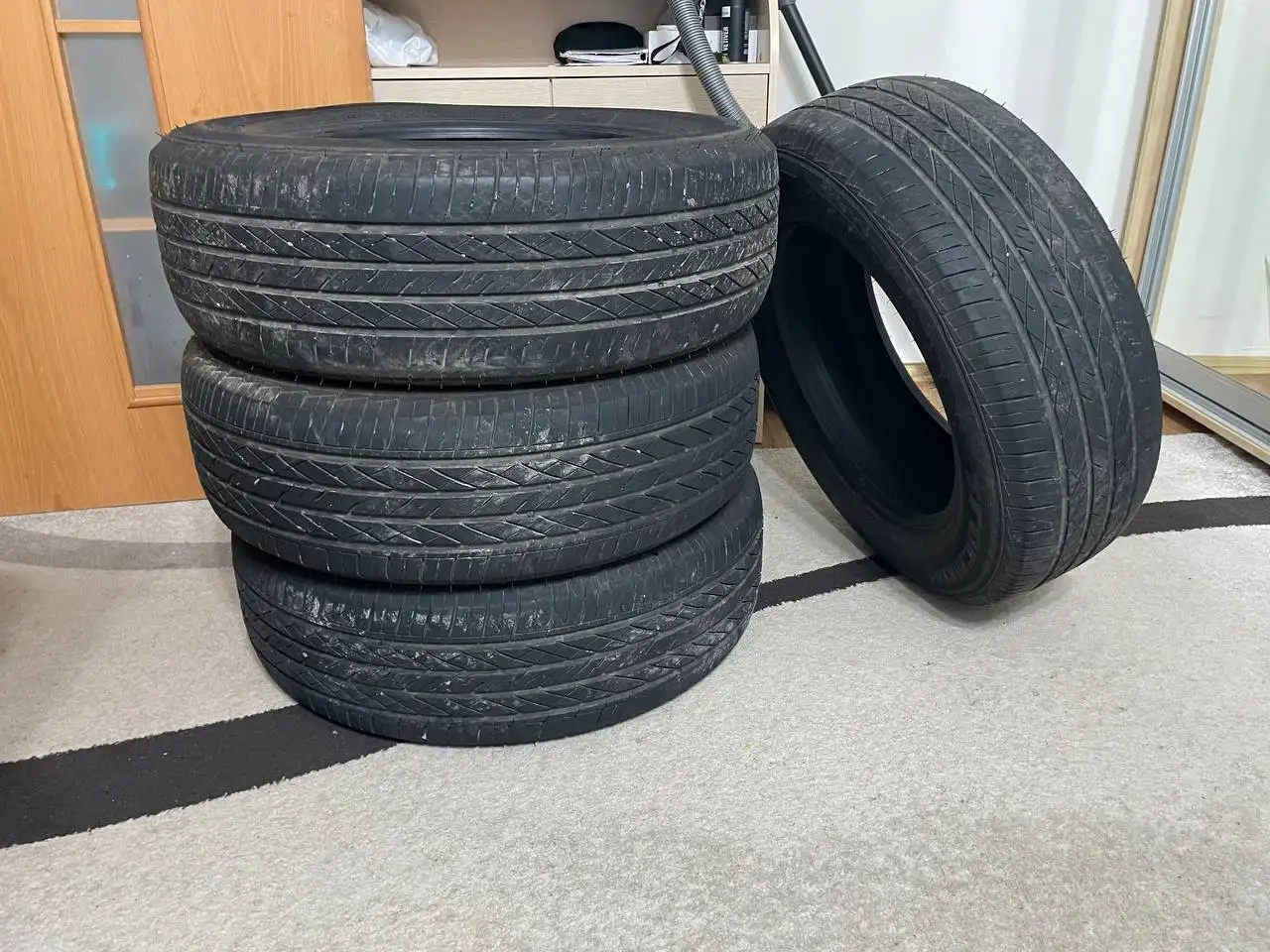 Продажа летних шин 235/65 R18 в Чебоксарах - Шины и диски (Запчасти) в Чебоксары
