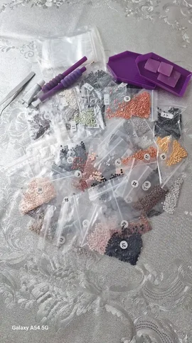 Отдам стразики для творчества - Пневматическое оружие в Чебоксары