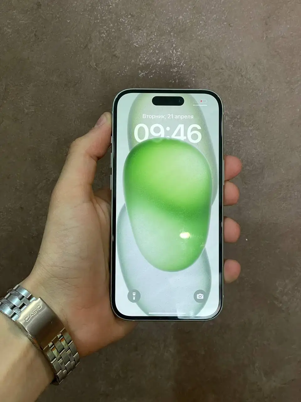 iPhone 15 128GB зеленый - Смартфоны и аксессуары (Электроника) в Чебоксары