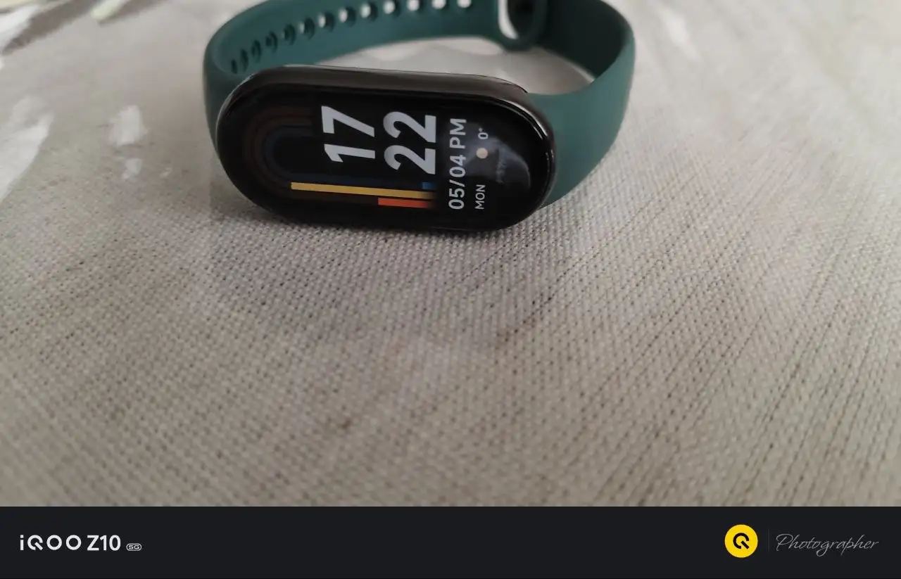 Продам iPhone 7 Plus и Xiaomi Smart Band 8 - Смартфоны и аксессуары (Электроника) в Чебоксары