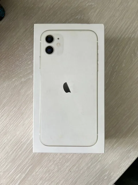 iPhone 11 64GB Белый - Электроника в Чебоксары