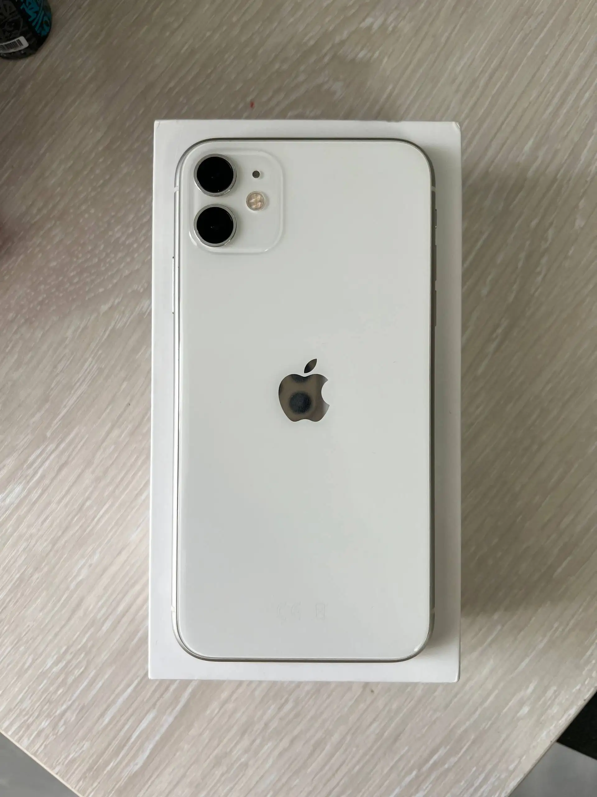 iPhone 11 64GB Белый - Смартфоны и телефоны (Электроника) в Чебоксары
