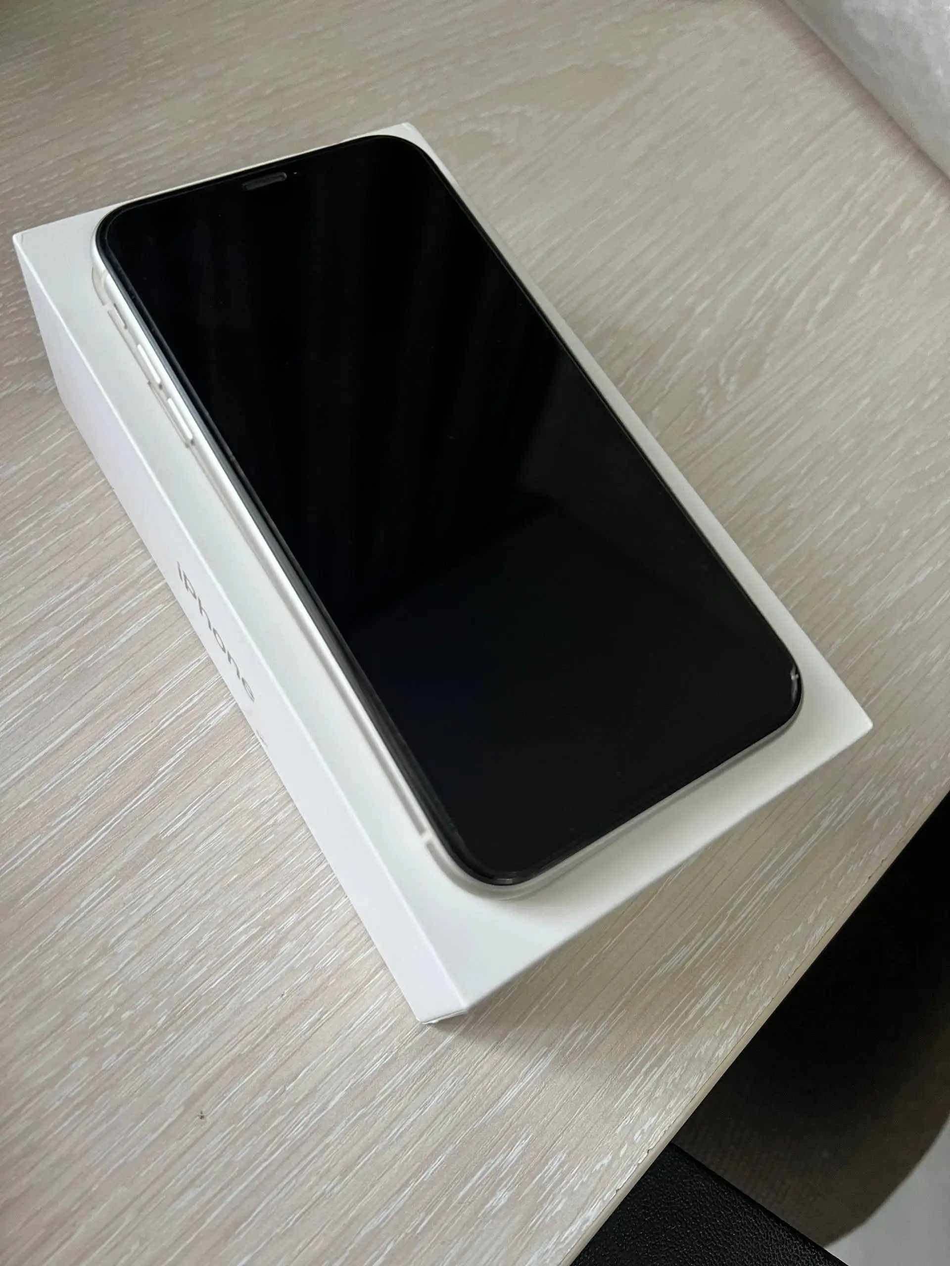 iPhone 11 64GB Белый - Смартфоны и телефоны (Электроника) в Чебоксары