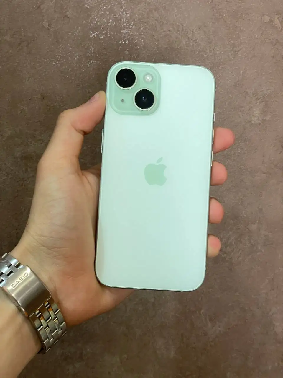 Продам iPhone 15 128GB Green - Электроника в Чебоксары