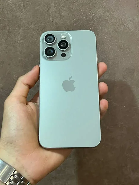 iPhone 15 Pro Max 256GB - Мониторы в Чебоксары