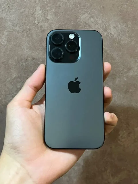 iPhone 16 Pro 128GB черный - Электроинструменты в Чебоксары