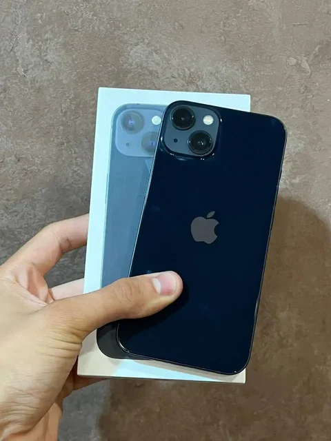 iPhone 13 128GB Черный - кабель в Чебоксары