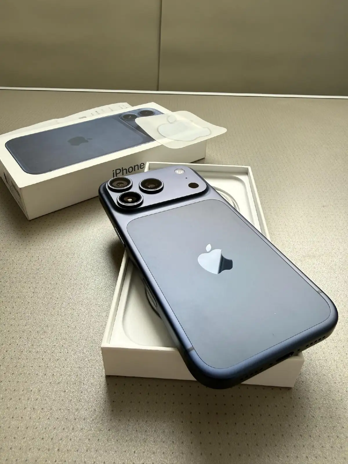 iPhone 17 Pro 256 ГБ - Смартфоны (Электроника) в Чебоксары