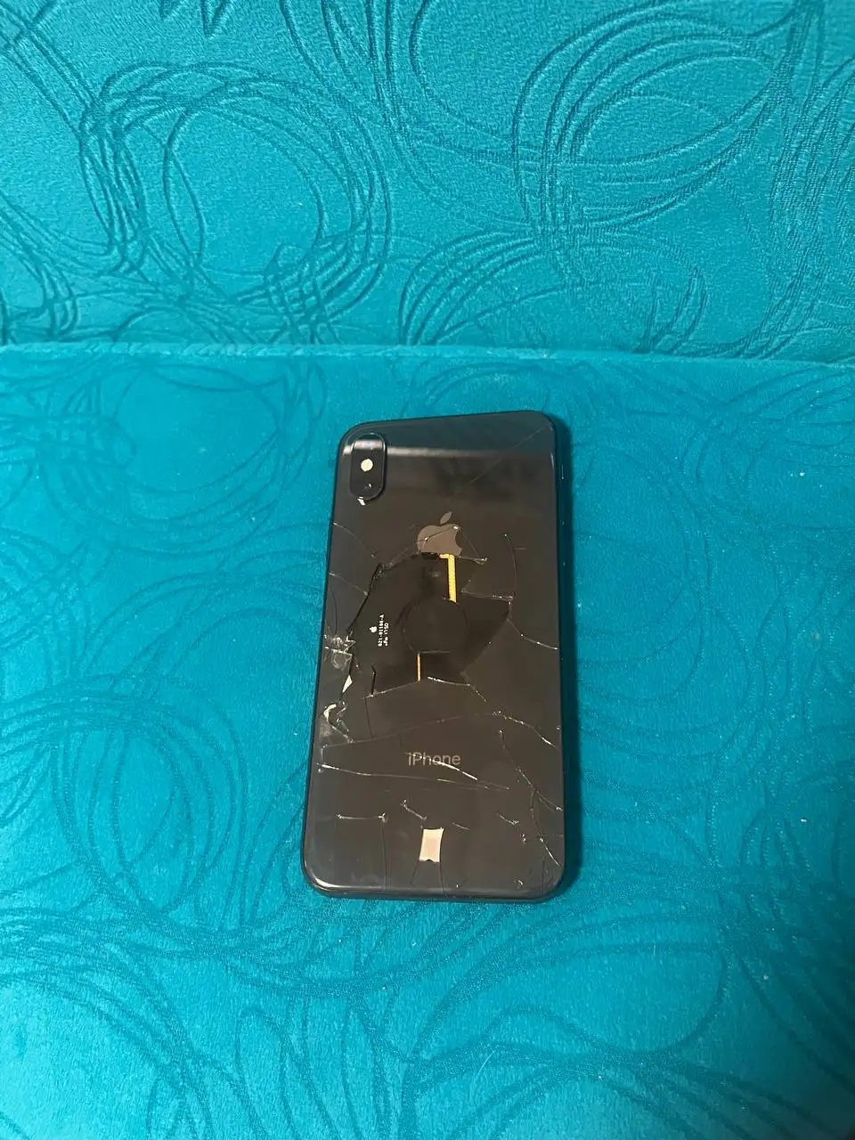Продажа iPhone X (заменен экран и АКБ) - Мобильные телефоны (Электроника) в Неизвестно