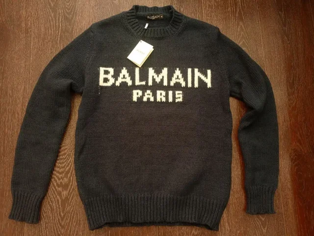 Свитер Balmain Paris S - Пиджаки в Чебоксары