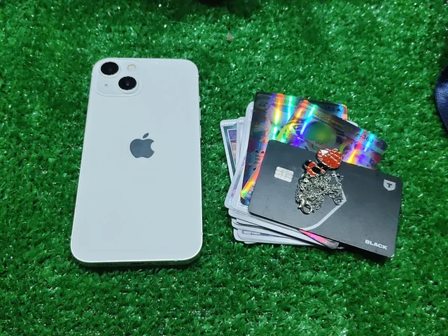IPhone 13 512gb с неисправным Wi-Fi - Телефоны в Неизвестно