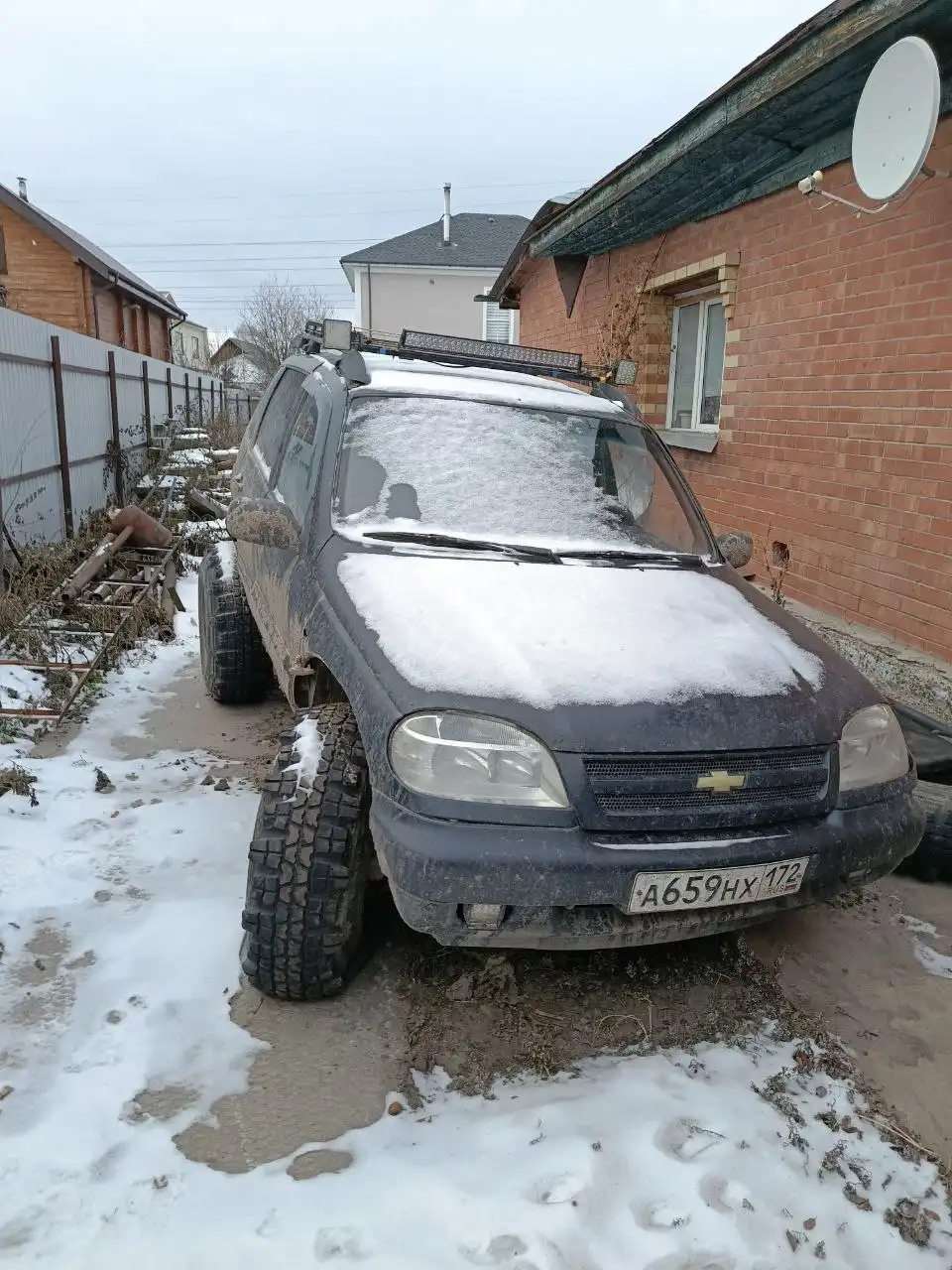 Продажа Chevrolet Niva 2008 года с доработками
