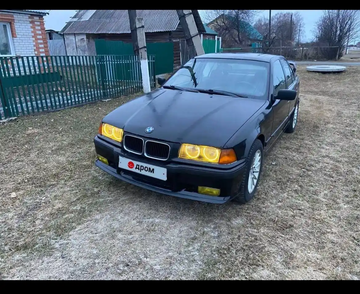 BMW 1991 года выпуска в Тюмени