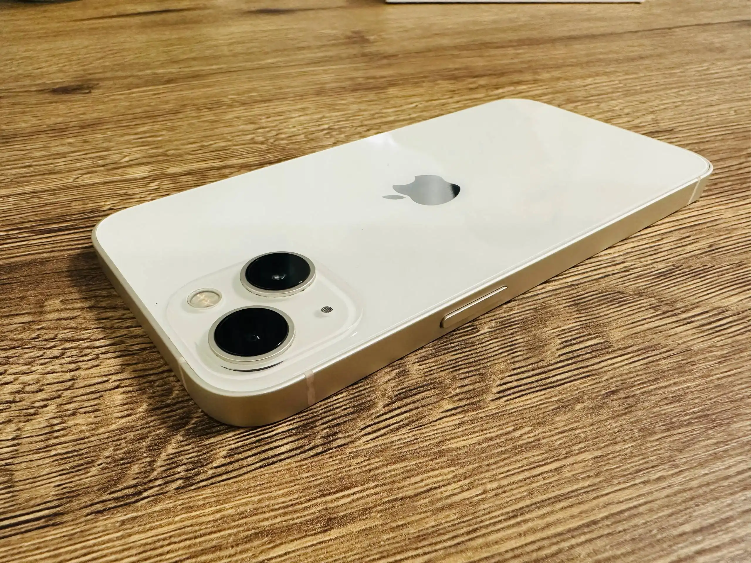 iPhone 13 128GB в отличном состоянии