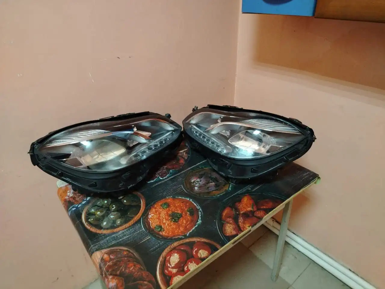 Комплект фар Mercedes-Benz E-класс W212/S212/C207/A207 рестайлинг - Осветительные приборы (Запчасти) в Тюмень