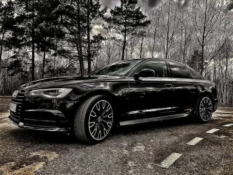 Продажа Audi A6 C7 рестайлинг 2016 г.в. - Легковые автомобили в Тюмень