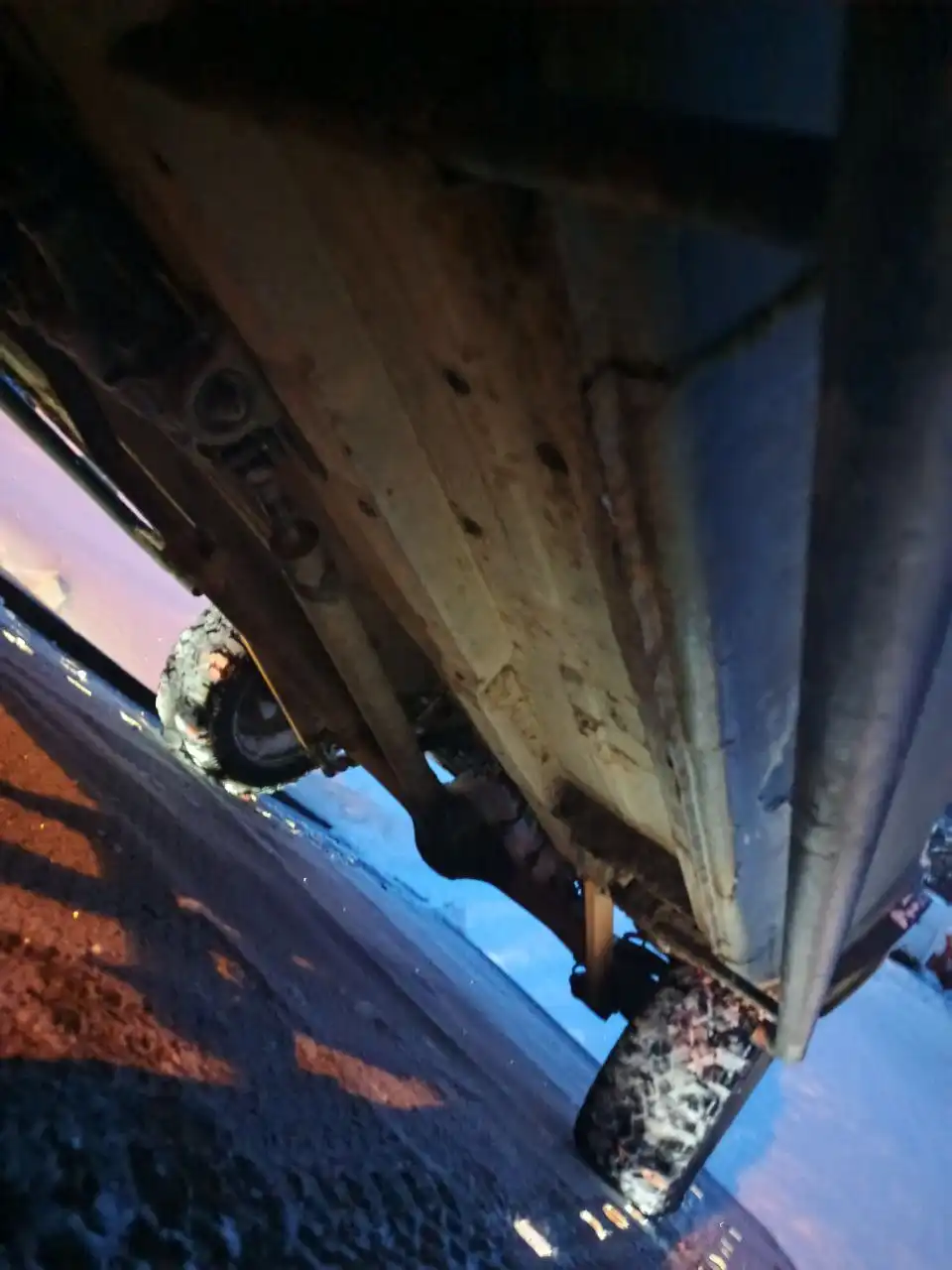 Продажа/обмен Нивы 21218 1997 года - Авто в Тюмень