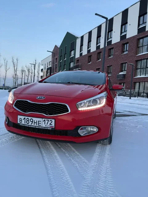 Продам Kia Ceed 2014 в жирной комплектации - Легковые автомобили в Тюмень