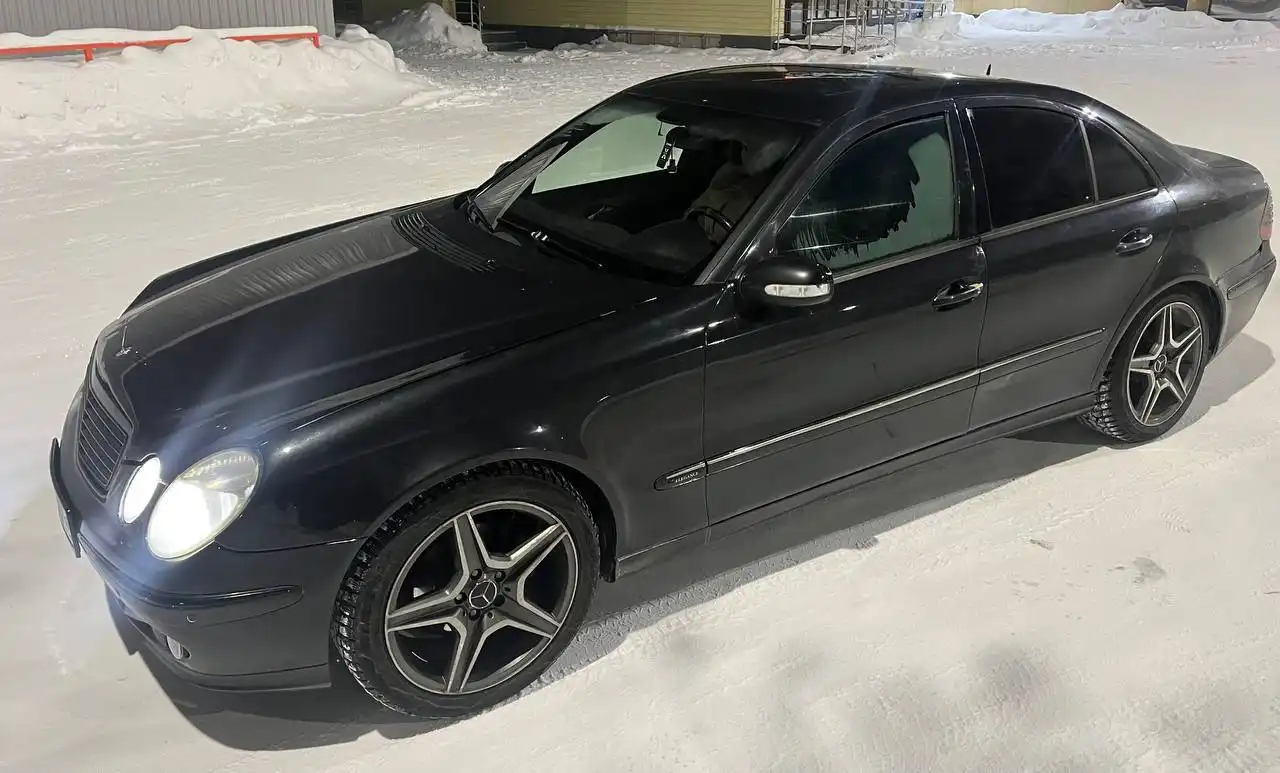 Продам Mercedes Benz E Class 2003 года - Легковые автомобили (Авто) в Сургут