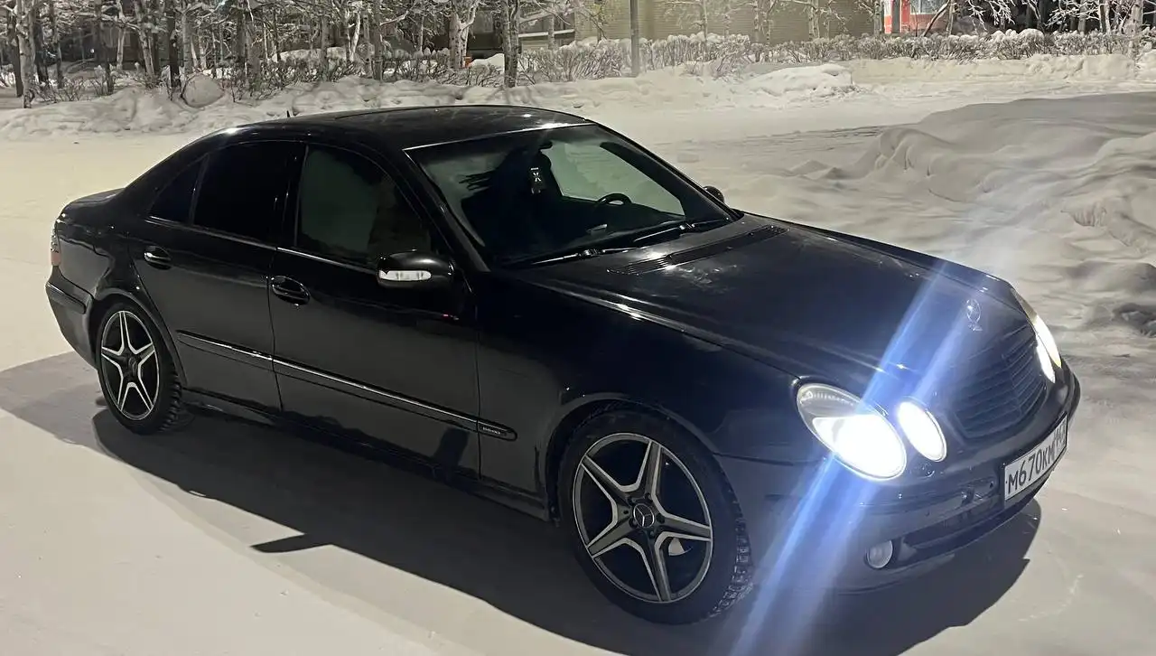 Продам Mercedes Benz E Class 2003 года - Легковые автомобили (Авто) в Сургут