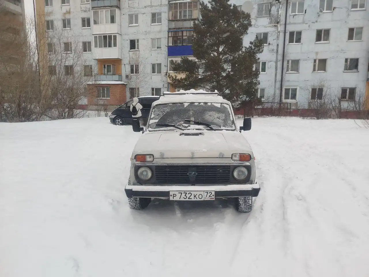 Продам Niva 2131 4х4 2002 года - Внедорожники (Авто) в Тюмень