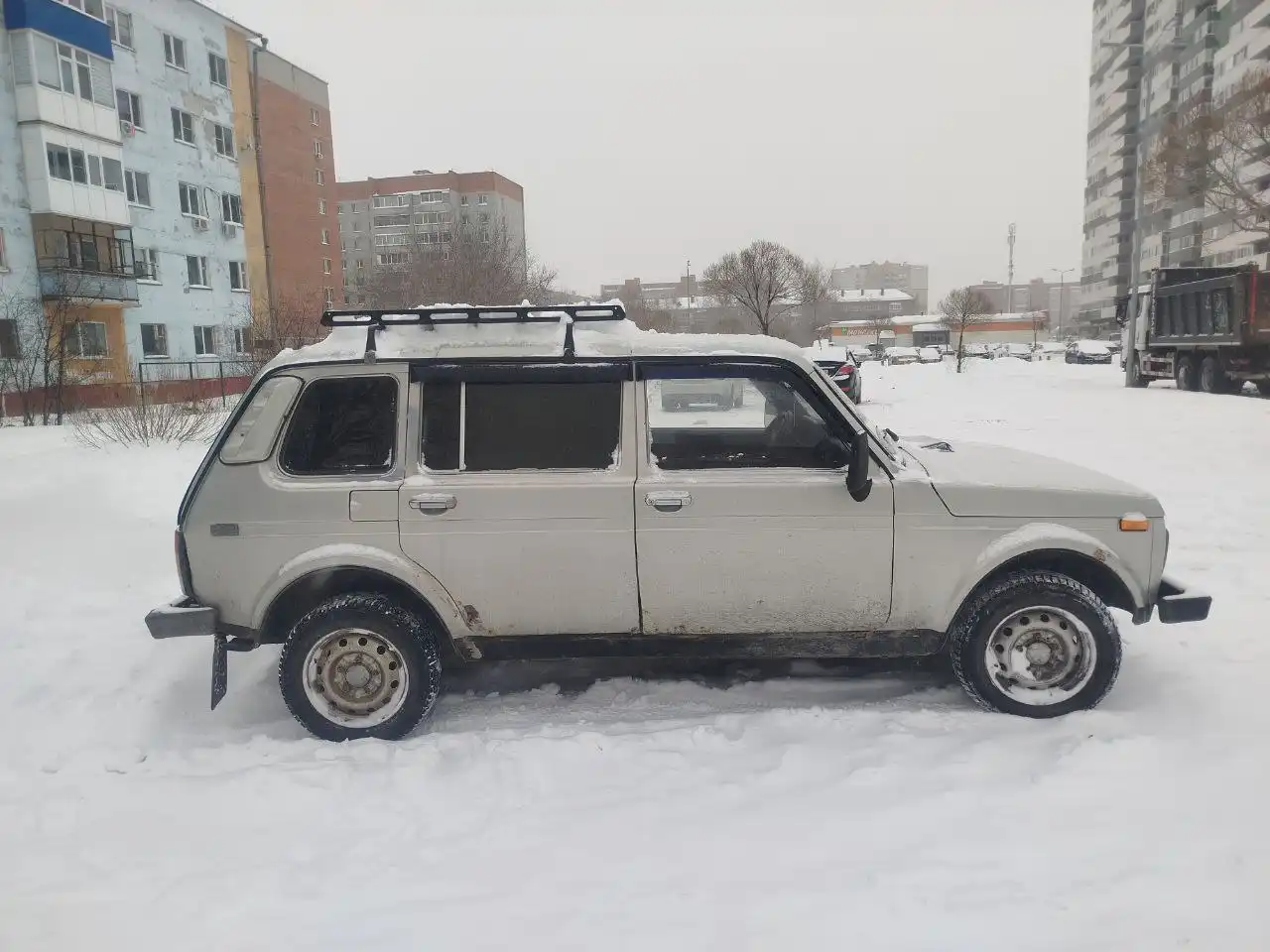 Продам Niva 2131 4х4 2002 года - Внедорожники (Авто) в Тюмень