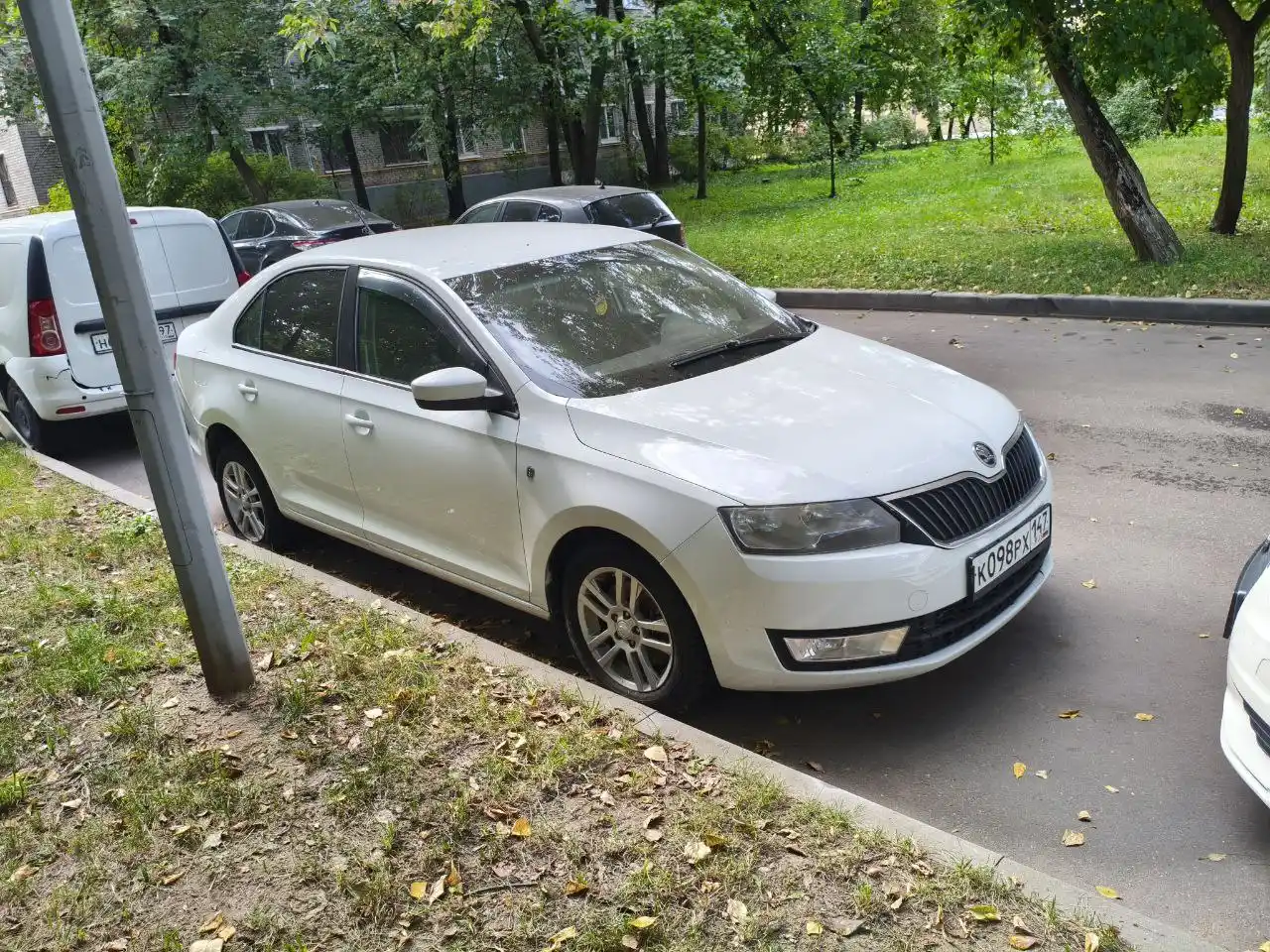 SKODA RAPID 2014г - Авто в Москва