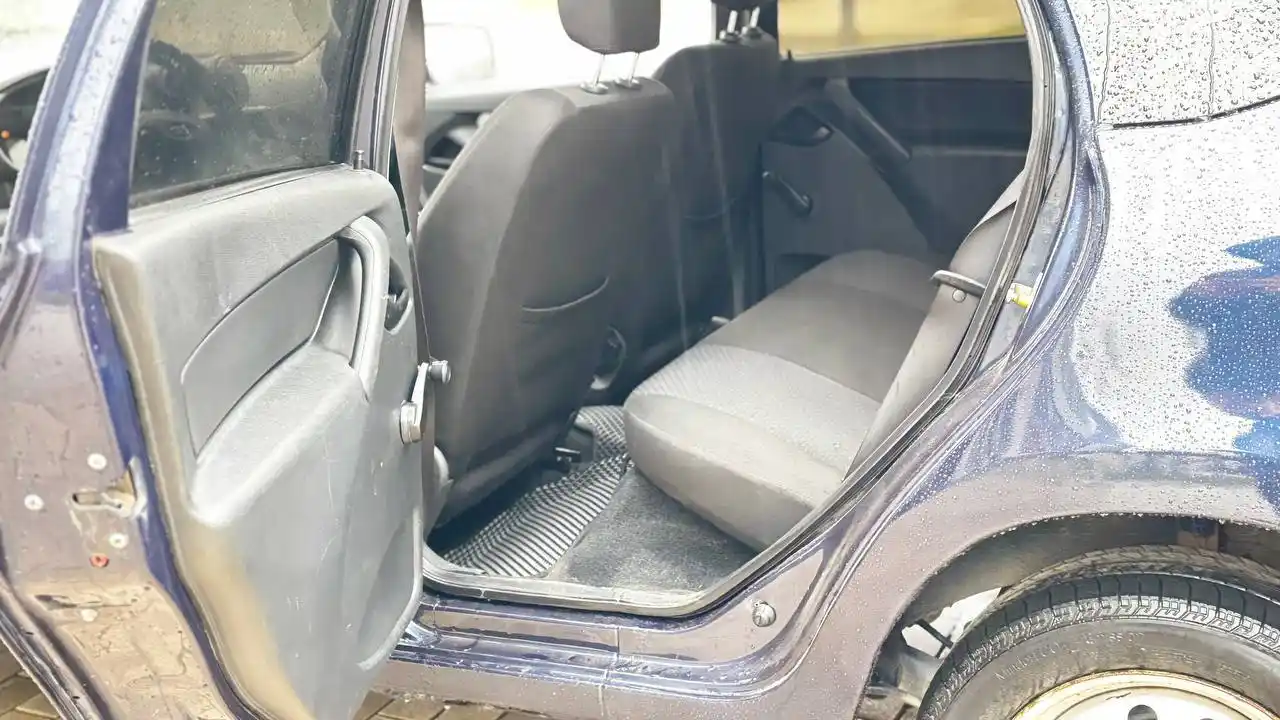 Продажа автомобиля 2012 года