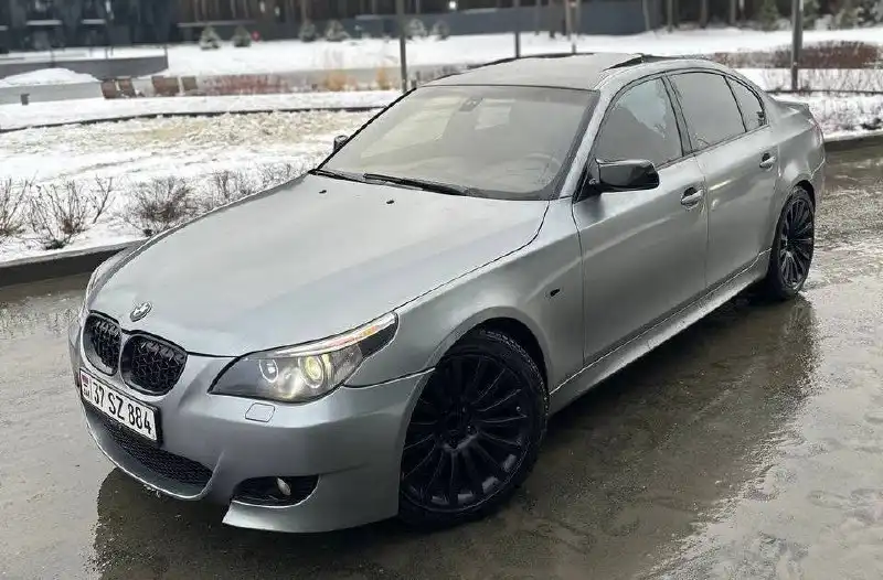 BMW E60 2006 года