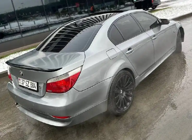 BMW E60 2006 года