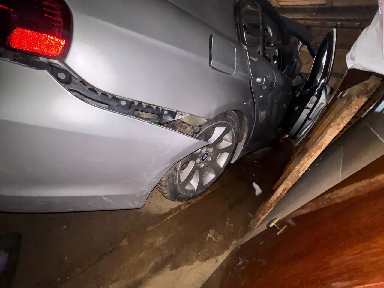 BMW 3 серии E90/E91/E92/E93 2004 после ДТП