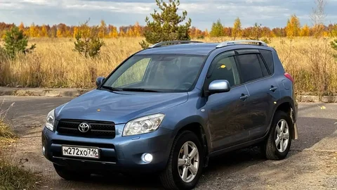 Продажа автомобиля Toyota 2007 года - Авто в Казань