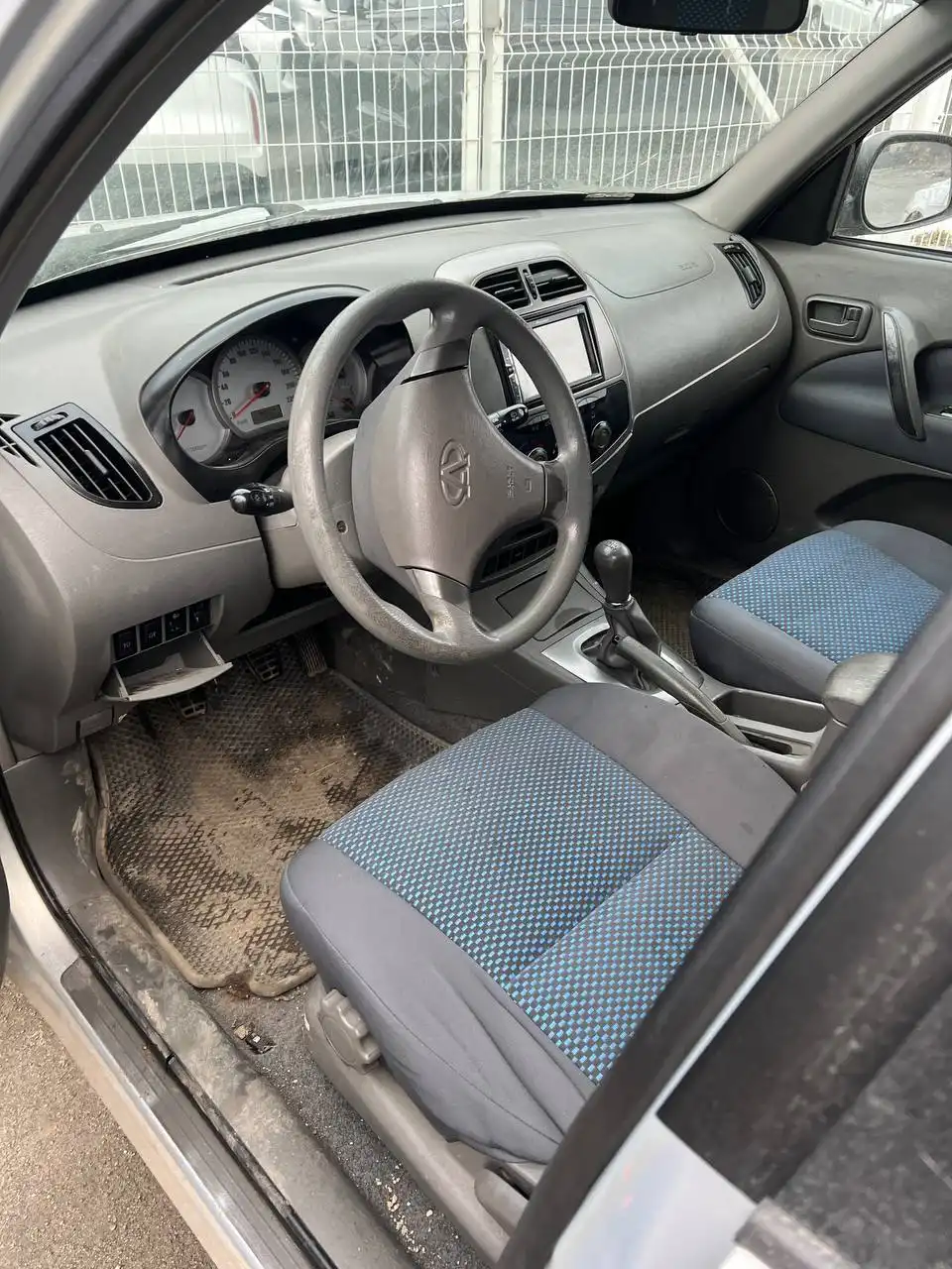 Продажа автомобиля Chery Tiggo 2011 года