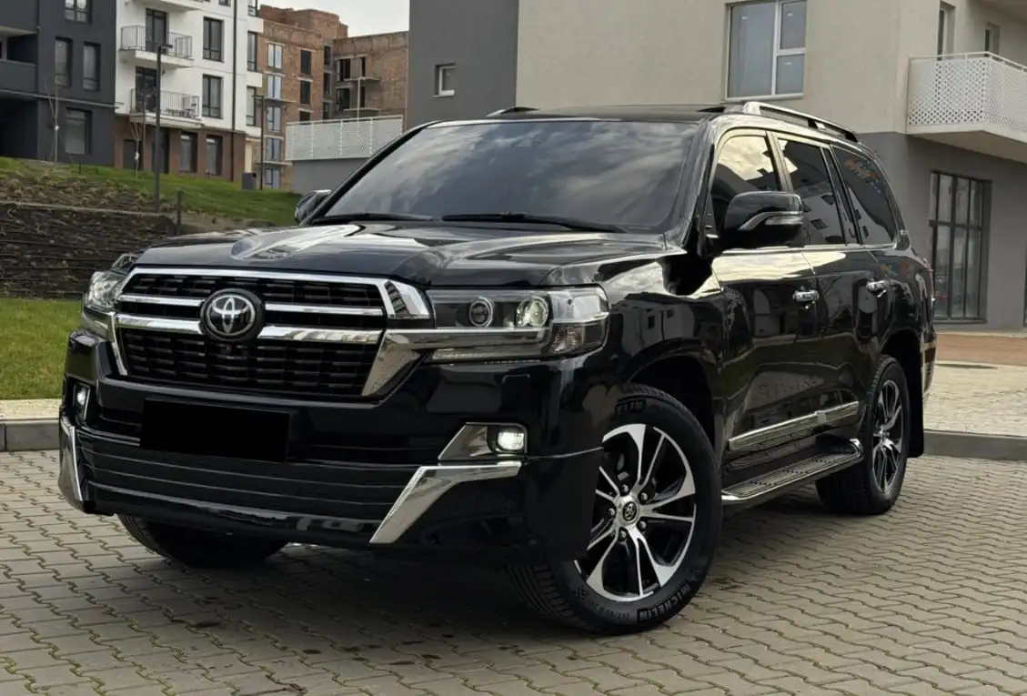 Toyota Land Cruiser 200 2020 Executive Lounge