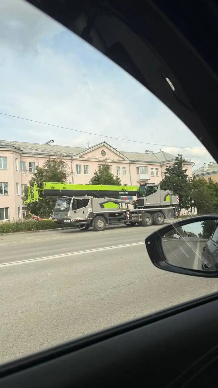 Автокран Zoomlion ZTC300V 2023 года