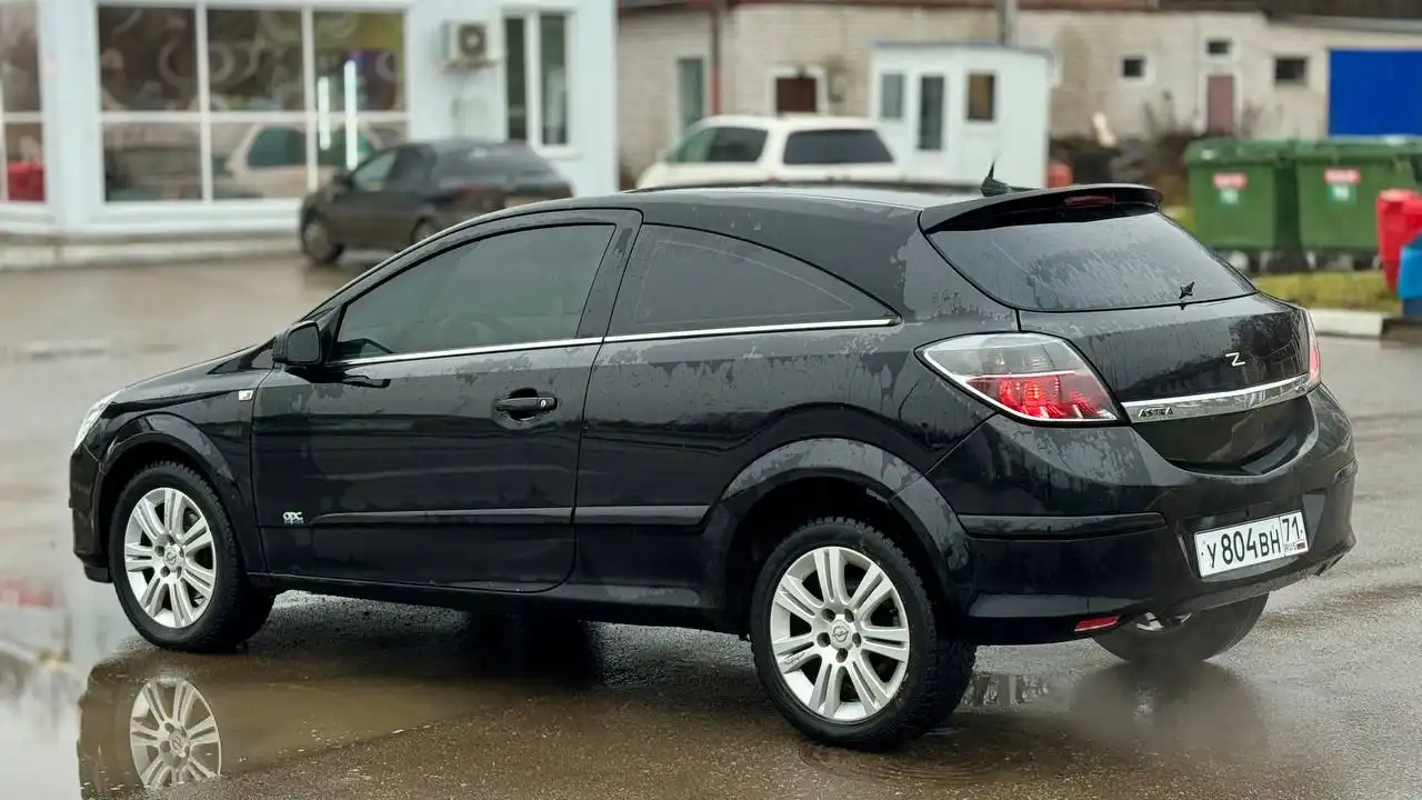 Продажа Opel Astra Gts 2008 года
