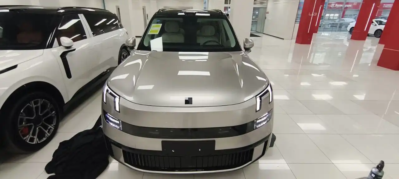 Lynk & Co 900 2025 года в Москве