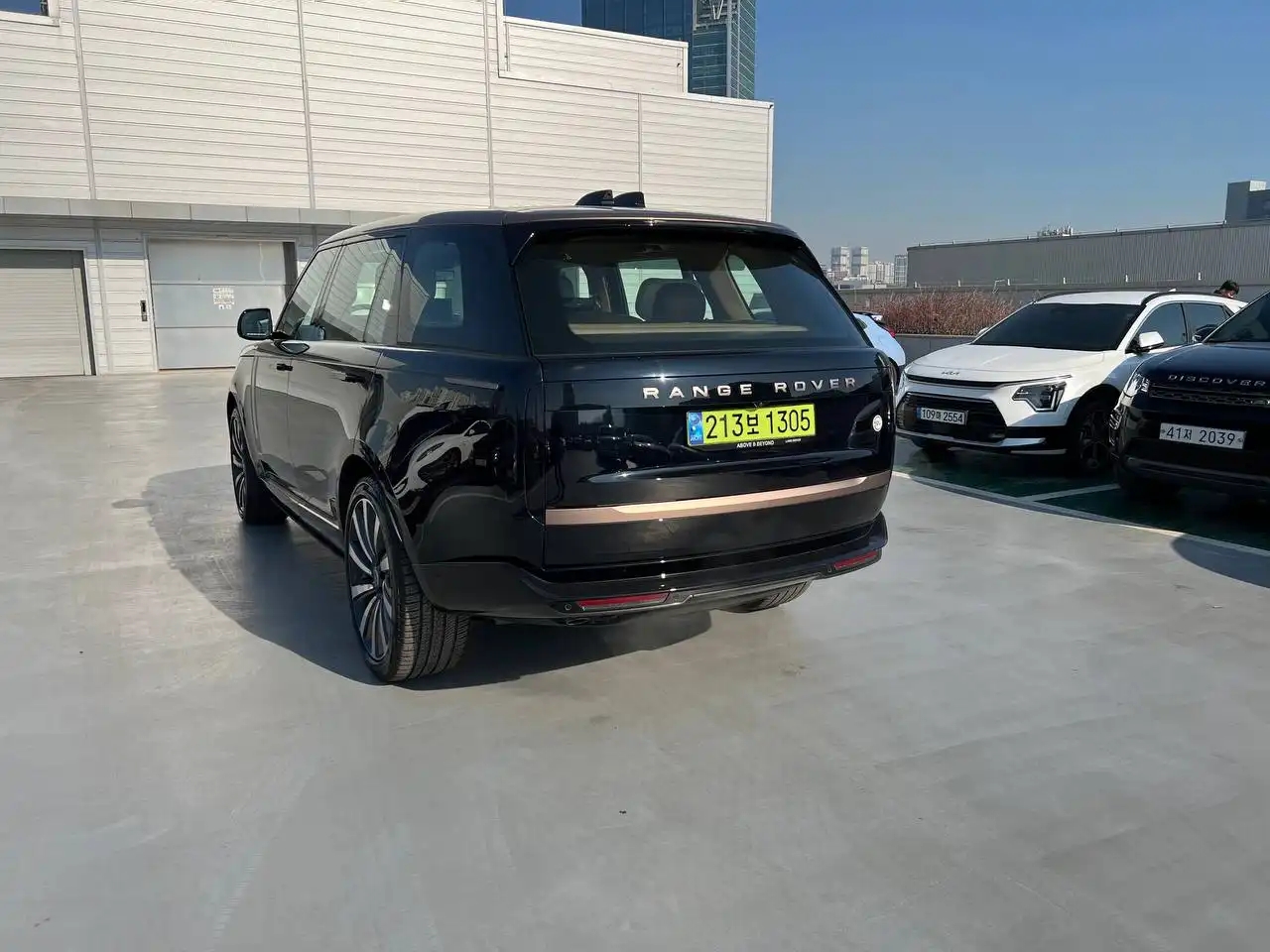 RANGE ROVER SV 615 Long 2025