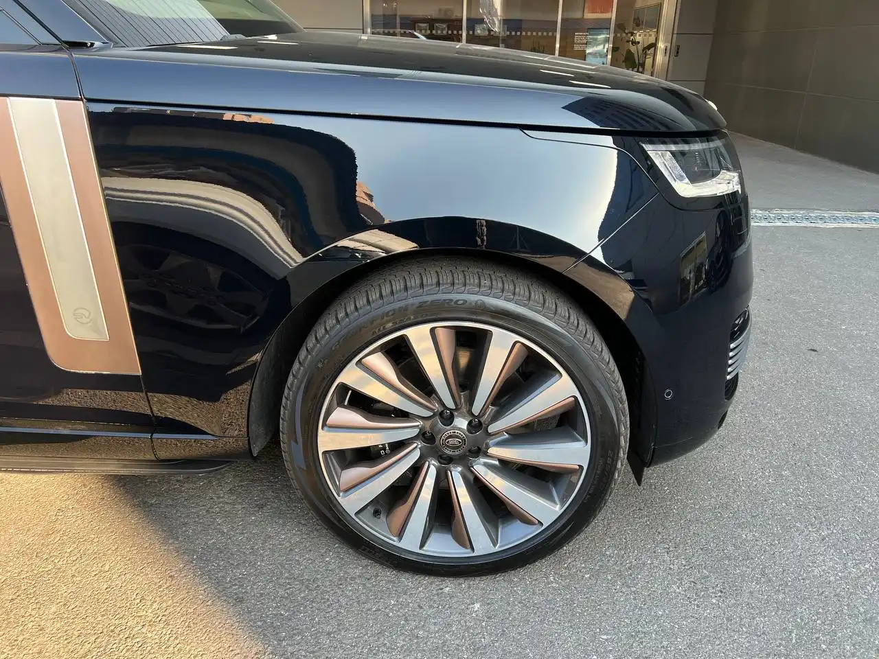 RANGE ROVER SV 615 Long 2025